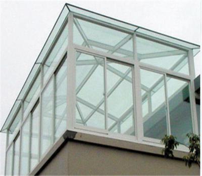 鋼結(jié)構(gòu)。